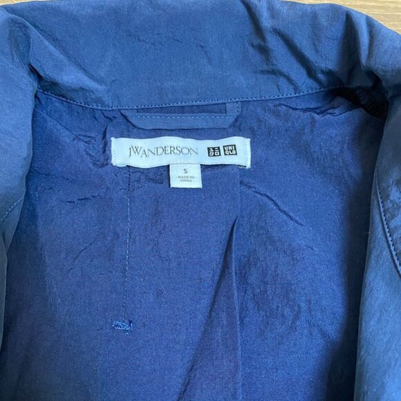 Uniqlo Women's J.W. Anderson Long Coat- Size S (run very big) - Picture 3 of 6